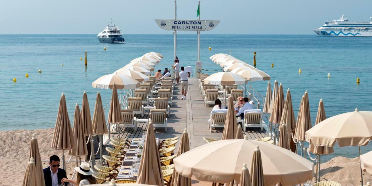 3P Between Croisette Beaches And Antibes Street Cannes Esterno foto